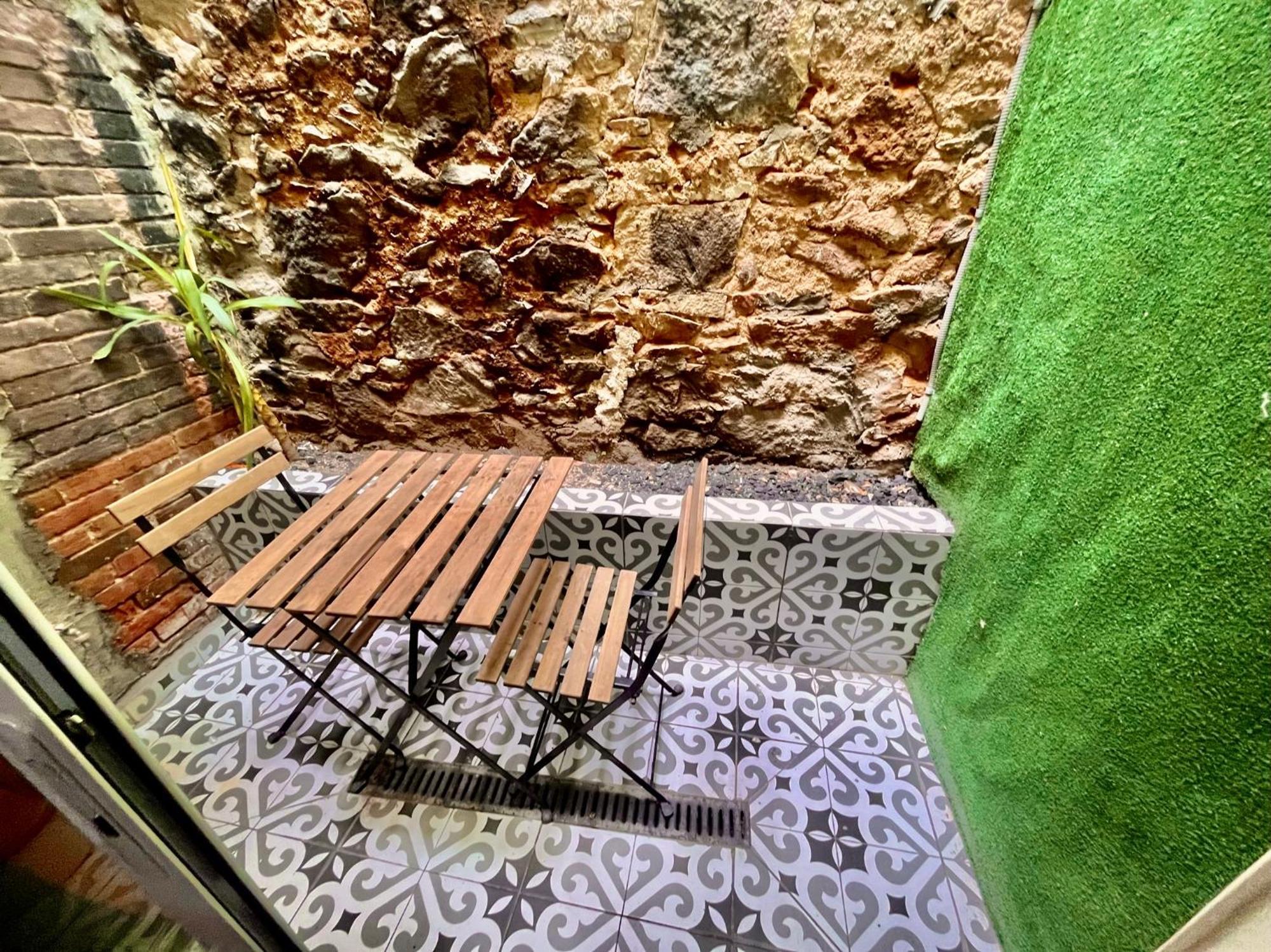 B4 Estudio Nuevo! Cocina Y Bano Privado! A 1 Calle Del Metro Apartment Barcelona